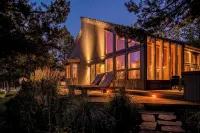 Sunriver by AvantStay Cozy Mountain Home w Indoor Pool and Hot Tub