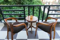 Lime Tree Luxury 3BHK Serviced Apartment
