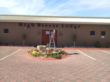 High Breeze Lodge