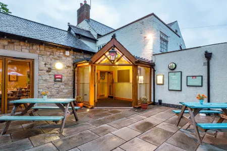 The Queens Отели рядом с достопримечательностью «University of Cumbria»