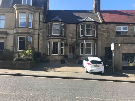 Castle Gate Отели в г. Альнвик