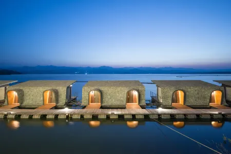 Z9 Resort Отели в г. Сисават