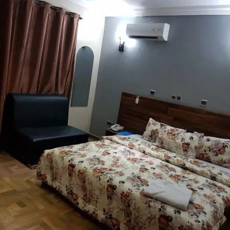 Keem Hotel & Suite