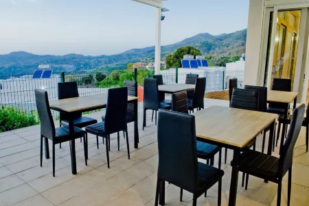 Kandania Paradise Отели в г. Elos