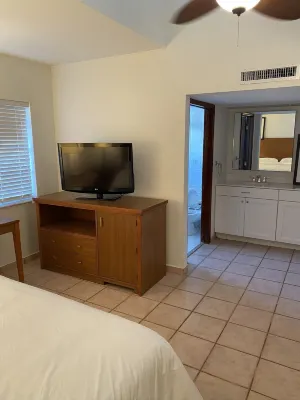 Bahia Bay Resort Hotels in Tavernier