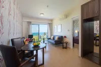 Natura Beach Hotel and Villas - bar