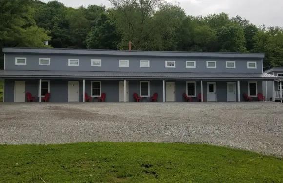 日落小屋汽車旅館