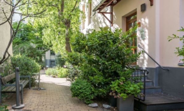 Schoenhouse Avenue - Digital Access