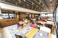 Honour Hotel - breakfast