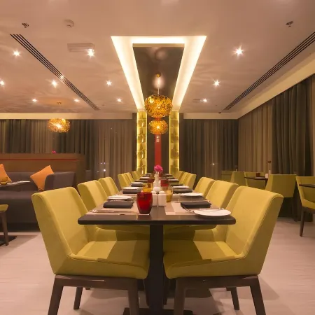 Carnelian Muscat - Airport Hotel