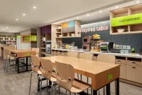 Home2 Suites by Hilton Silver Spring - Parkplatz