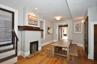 Breathtaking Spacious PGH Skyline Loft On Carson Street