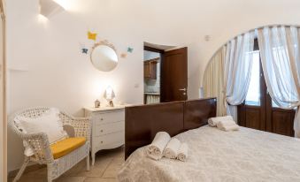 Trulli Aia in Ancient Farm with Pool and Tennis Court