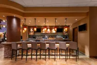 Embassy Suites by Hilton Loveland Conference Center & Spa - bar