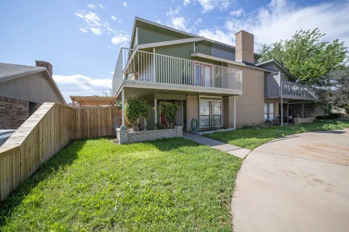 Right At Home-Midland Hot Tub Delight