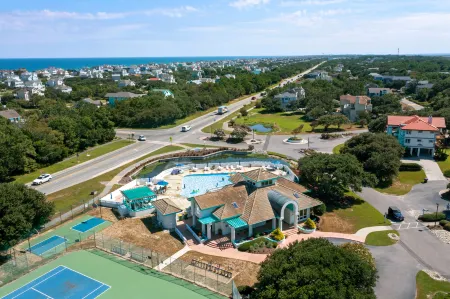 Private Pool and Outdoor Activities - Charming Family Retreat Отели в г. Карритак