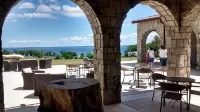 Golf Course Access and Luxurious Amenities - Stunning Unique Retreat Hotels in Whitewater