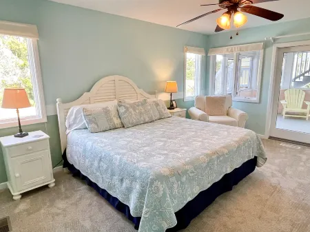 Incredible Marsh Views and Private Pool - Spectacular Spacious Haven