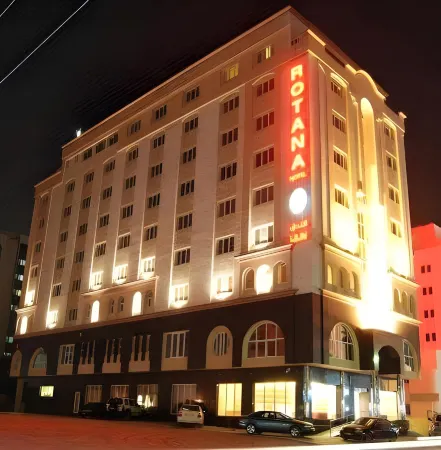 La Rosa Hotel by Brother International Отели рядом с достопримечательностью «Qurum Beach»