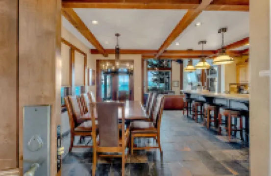 Charming Mountain Retreat with Fire Pit - Inviting Cozy Escape Hotels in Homewood