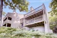 Comfy Glen Arbor condo with stunning Lake Michigan views, deck, & fireplace