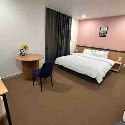 Geoje Brown Dot Hotel Gohyeon Branch Rooms