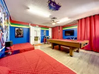 Fun-Filled Game Rooms and Private Pool - Amazing Family Retreat