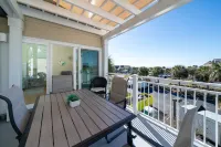 Ocean View and Expansive Deck - Charming Coastal Retreat