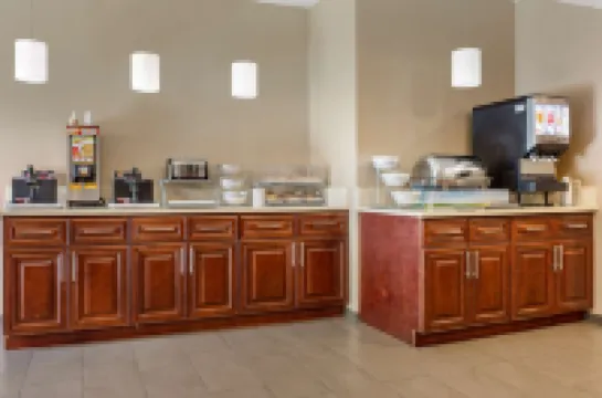 คอมฟอร์ต สวีทส์ โดเวอร์ ยูนิเวอร์ซิตี้ แอเรีย