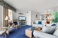 Oceanfront Balcony and Pool - Stunning Coastal Escape