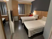 Ibis Catalao Hotels in Catalao