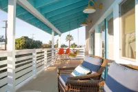 Sunset Suite - Ocean Views, Bright, Balconies, Walkable