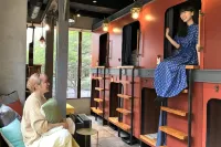 Hare-Tabi Sauna & Inn Yokohama - ハレタビ - - Hostels