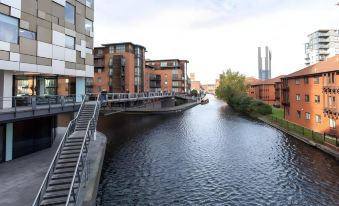 The Spires Serviced Apartments Birmingham