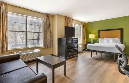 Extended Stay America Suites - Columbus - Tuttle Отели рядом с достопримечательностью «Dublin Presbyterian Church»