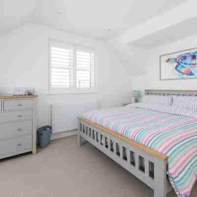 Delightful Seaside Hideaway 5 Mins to Beach Rooms