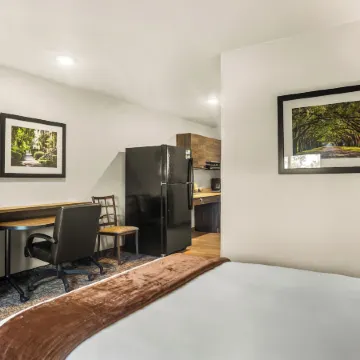 My Place Hotel-Savannah Airport/Pooler, GA