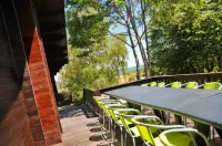 Inviting Holiday Home, Near Cave of Lorette, Namur and Parc Naturel Rgional des Ardennes Hotels in Houyet