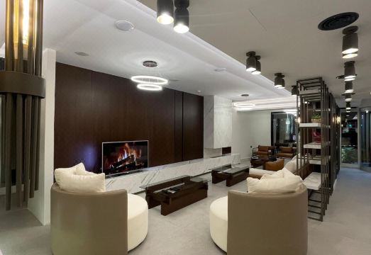 호텔 에로누르 외관