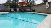 Oak Tree Inn - Pools