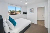 Anchorage Apartments Hampton - 4-Star