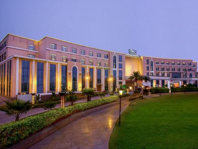 The Gaurs Sarovar Premiere