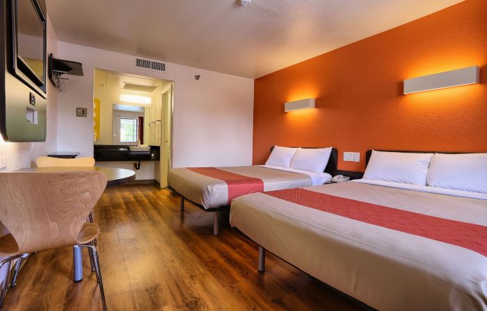Super 8 by Wyndham Petaluma