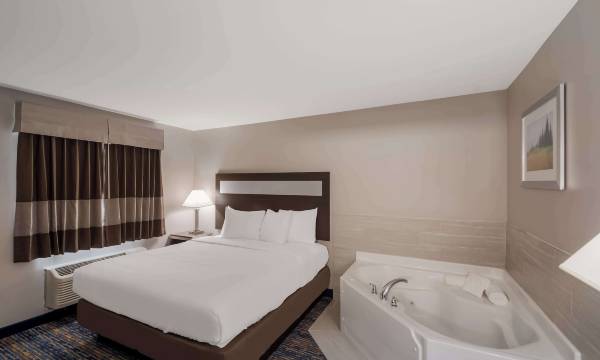 Americas Best Value Inn Farmington