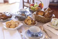Bed & Breakfast Palazzo Sismonda - Bed and Breakfasts