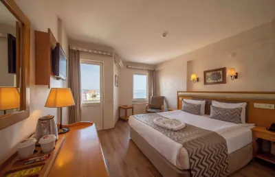 Çanak Hotel Hôtels à proximité de : Yön Avm