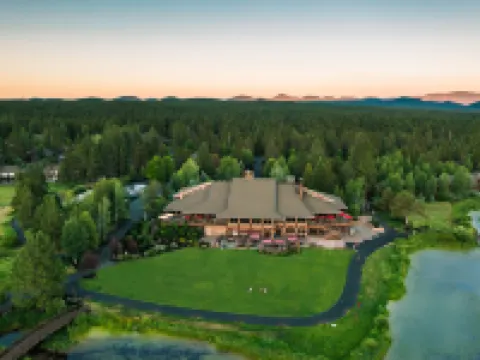 Sunriver Resort Hotels in Sunriver