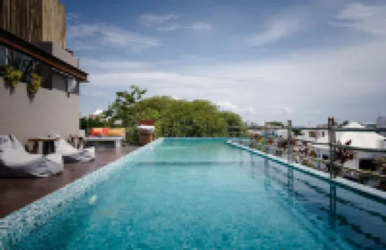 貝普拉亞精品酒店及屋頂酒吧