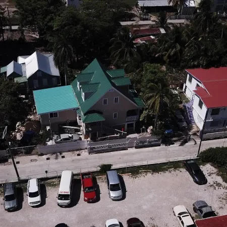 One South Place Hotel
