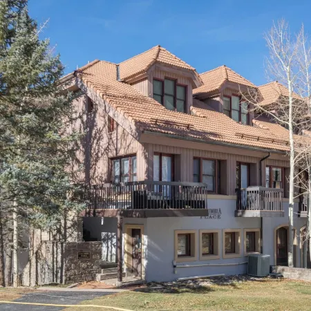 Columbia Place 5 by AvantStay Ski-InSki-Out Unit in Great Location